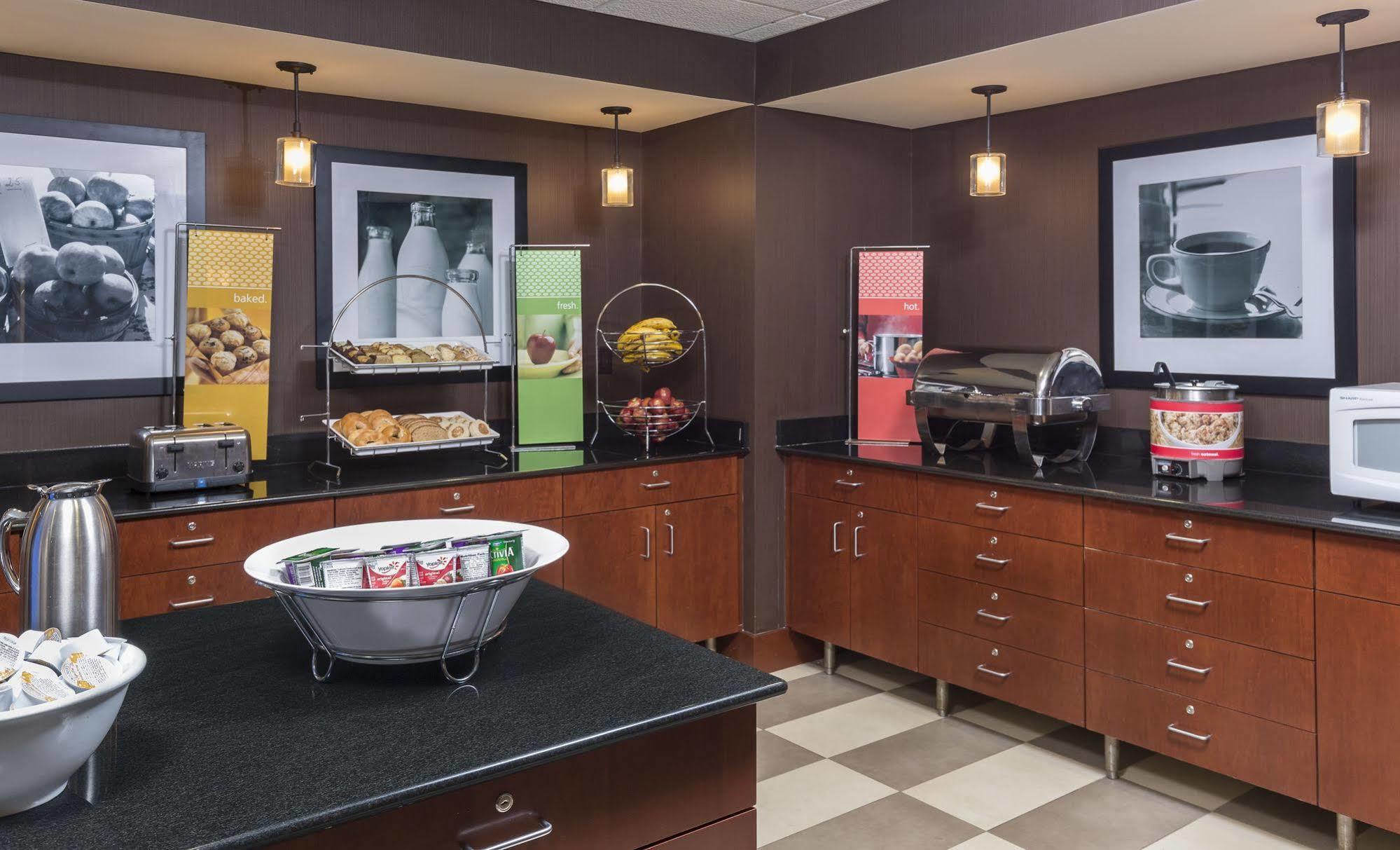 Hampton Inn Wichita Falls-Sikes Senter Mall Exteriér fotografie